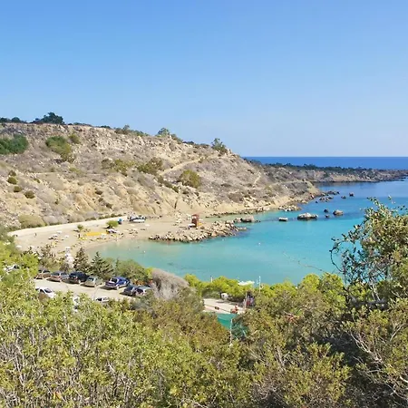 Queen Helena * Protaras
